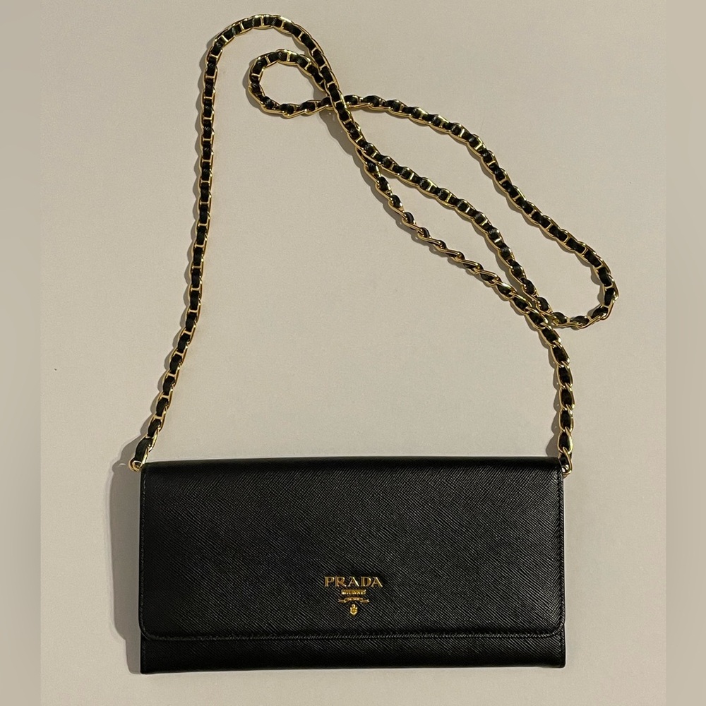 Authentic Prada Wallet On Chain - image 1